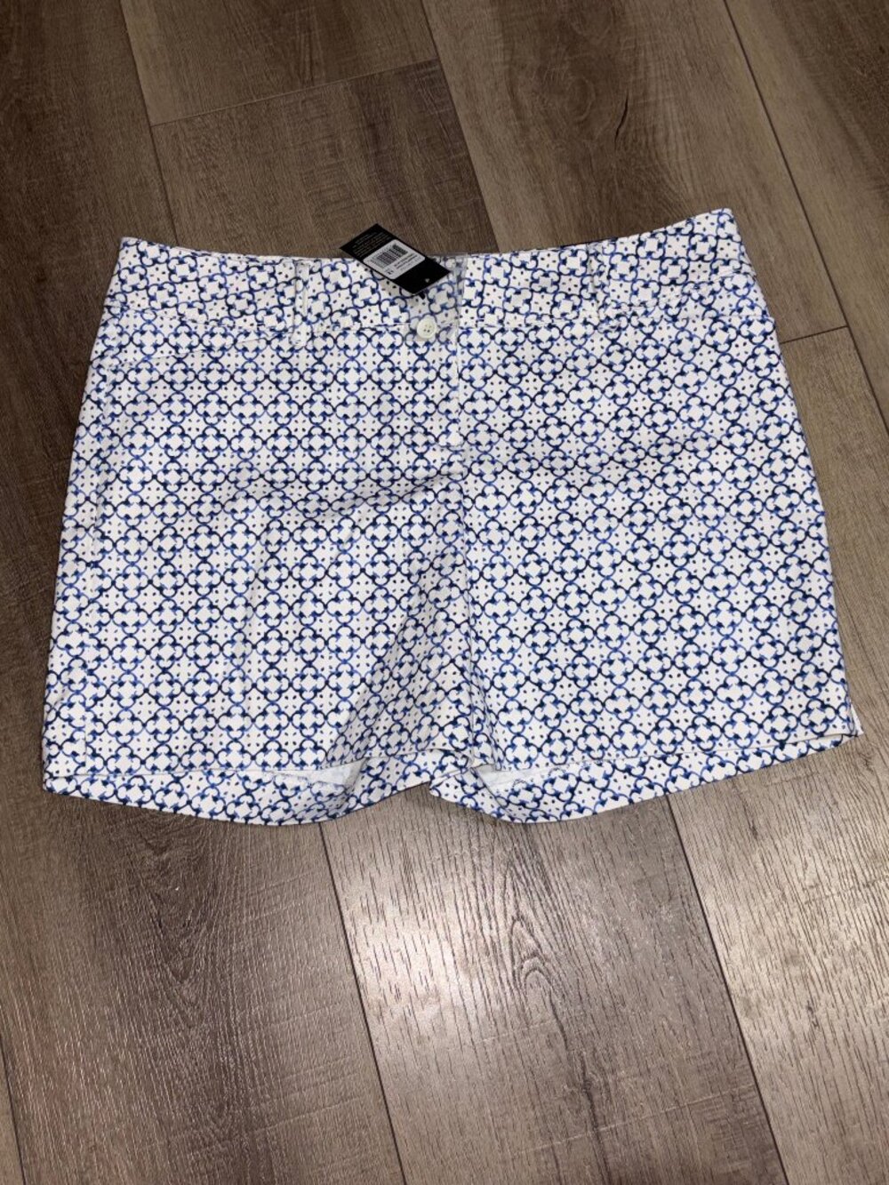 NWT The Limited Tailored Shorts Size 12
